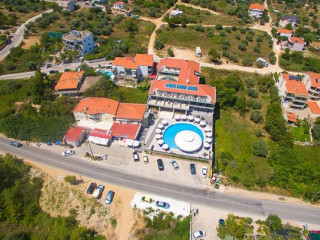 The Dome Luxury Hotel