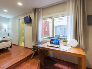 Senator Barcelona Apartments