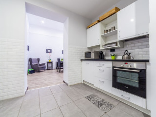 REAL APARTMENTS SEMMELWEIS