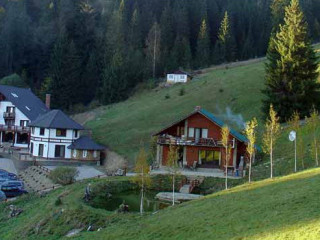 Pensiunea Poiana Izvoarelor