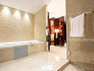 Hyatt Regency Barcelona Tower