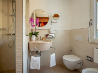 El Faro Hotel  Spa