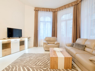 PREMIUM APARTMENTS BY HI5 -ELEGANT SUITES IRÁNYI