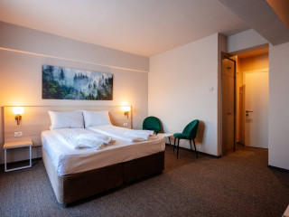 HOTEL BACOLUX SANTIS.