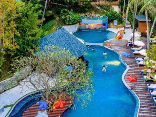 Peach Hill Resort