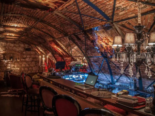 Casa Albert Boutique  Restaurant