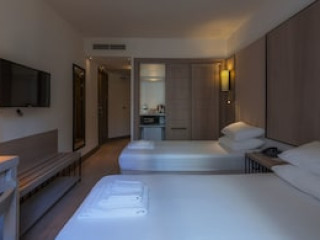 LIV HOTEL BY BELLAZURE