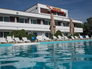 Tismana Hotel Club