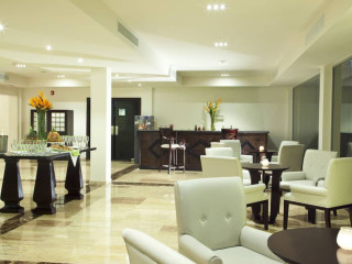 THE ROYAL SUITES TURQUESA BY PALLADIUM