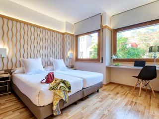 Bonanova Suite
