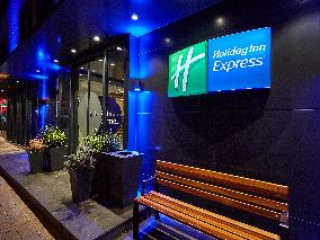 HOLIDAY INN EXPRESS ISTANBUL - ATAKOY METRO, AN IHG HOTEL