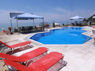 GLYFADA BEACH - MENIGOS RESORT