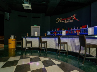 Commodore Elite Suites