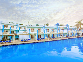 MIRAGE BAY RESORT amp; AQUA PARK LILLY LAND ( 21 KM FROM HURGHA