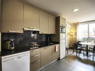 Pierre amp; Vacances Apartamentos Barcelona Sants