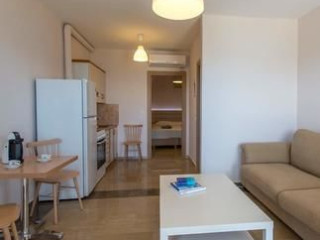 KROUZERI BEACH APARTMENTS