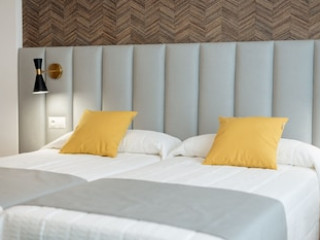 Apartamentos Debamb