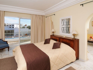 TMK FLORA PARK HOTEL