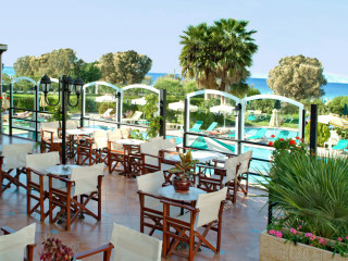 PYLEA BEACH HOTEL