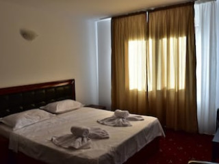 HOTEL OSTROV - CALIMANESTI
