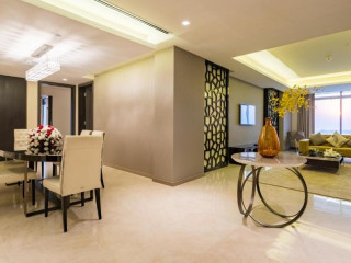 Solymar Hotel si Formula 1 Grand Prix Ticket