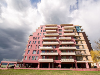 APART HOLIDAY MARIA MAMAIA