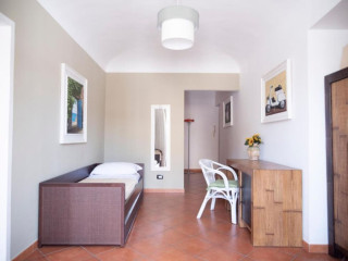 Kalamarina Rooms