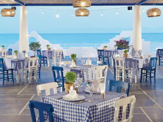 IOLIDA BEACH HOTEL *