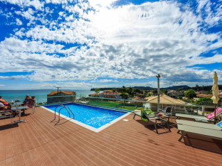 PORTO PLANOS BEACH HOTEL
