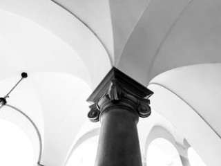 REAL APARTMENTS ANDRASSY