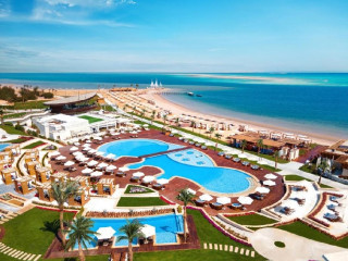 Rixos Premium Magawish Suites & Villas