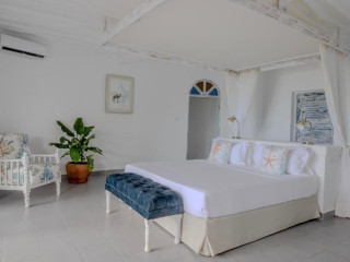 The Sands at Chale Island