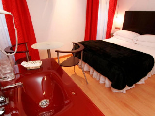 Santo Domingo Hostal