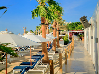 Solymar Hotel si Formula 1 Grand Prix Ticket