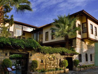 ALP PASA HOTEL
