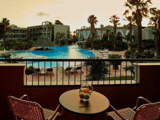 Ilio Mare Beach Hotel