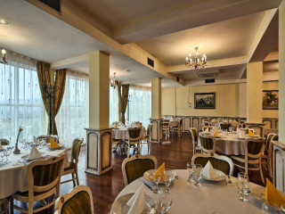 Mercure Medias Binderbubi Hotel And Spa