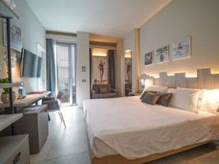 Nautilus Family Hotel