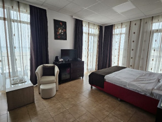 Phoenicia Royal 