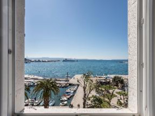 SEAVIEW LUXURY RETREAT