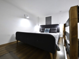 COSY FLAT IN KIRÁLY STR, KING