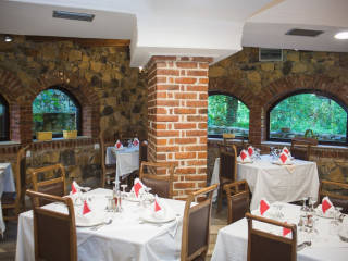 HOTEL LIVIA