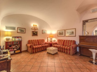 Hotel Corona