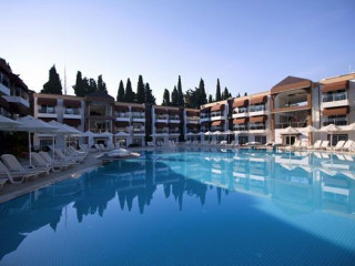 RISA HOTEL