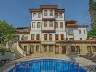 Argos Hotel