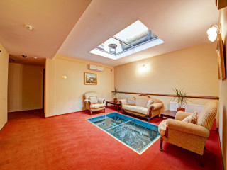 Atrium Hotel Ateneu City Center