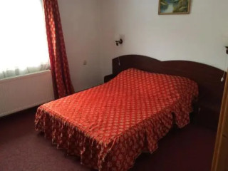 Suru Hotel  Restaurant