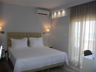 DORA BEACH MY MERİÇ HOTEL