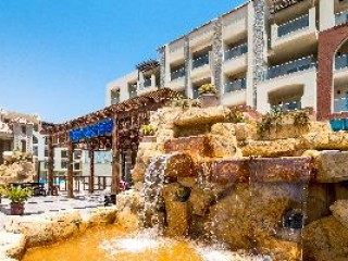 HAWAII CAESAR PALACE HOTEL  AQUA PARK - FAMILIES AND COUPLES ONL