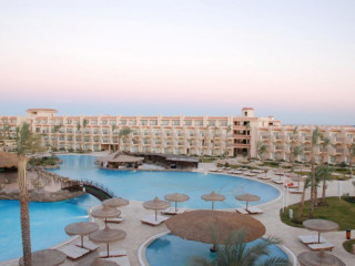 PYRAMISA BEACH RESORT SAHL HASHEESH